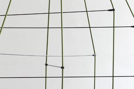 Wireflow suspensions géométriques par Arik Levy Wireflow suspensions géométriques par Arik Levy