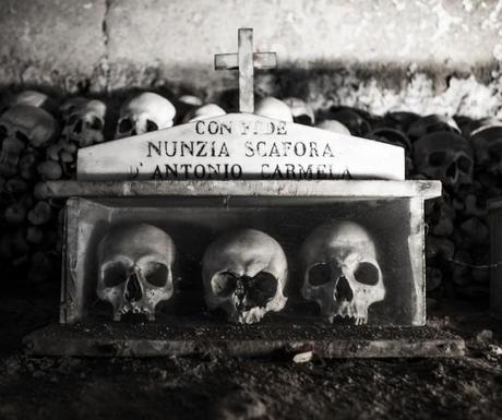 Catacombe di San Gennaro 1 662x555 Catacombe di San Gennaro 