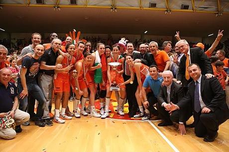 Italie : Schio champion schio_scudetto.jpg