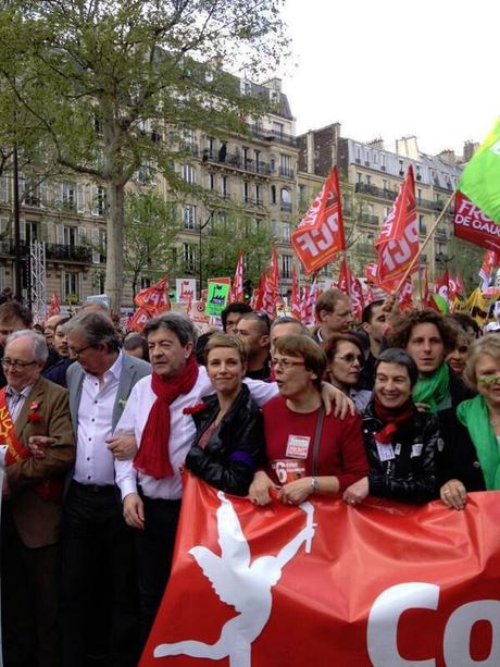 Le billet du jour : Disons que pour le consensus nous étions 180.000 dont 30.000 avec des balais ! Marche-du-05-Mai-2013_0591