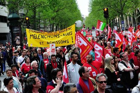 Le billet du jour : Disons que pour le consensus nous étions 180.000 dont 30.000 avec des balais ! Marche-du-05-Mai-2013_0491
