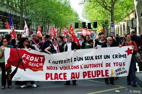 Le billet du jour : Disons que pour le consensus nous étions 180.000 dont 30.000 avec des balais ! Marche-du-05-Mai-2013_0421