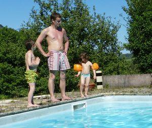Premier bain ! premier bain 004