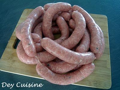 Saucisses maisons avec un petit goût fumé! Saucisses maisons avec un petit goût fumé!