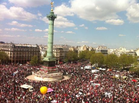 180 000 à la Bastille ! Vous avez dit « seul » ? Bastille-5mai-2013-marche