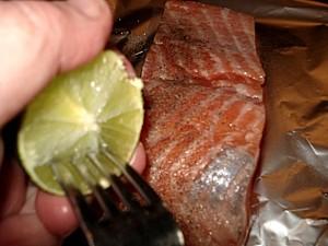 On mange quoi demain ? Poisson en papillote, sauce chien Poisson-en-papillote--sauce-chien-1.jpg