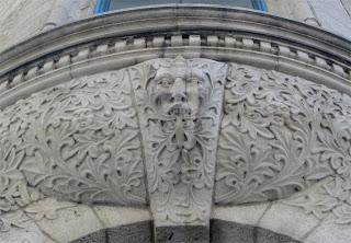 D'affichages et de quelques personnages croisés à Montréal début mai D'affichages et de quelques personnages croisés à Montréal début mai