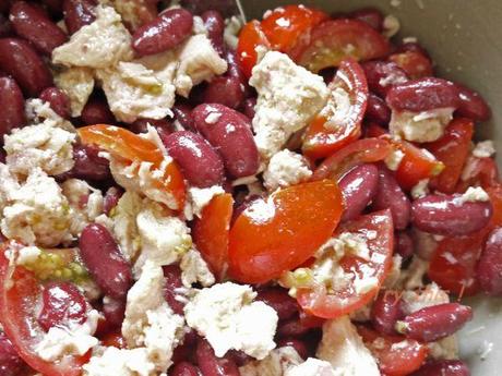 Pitas farcies façon Sud et houmous d'haricots blancs/artichauts salade haricots rouges