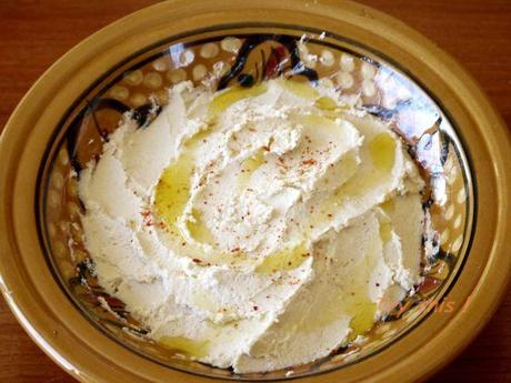 Pitas farcies façon Sud et houmous d'haricots blancs/artichauts Houmous haricots artichauts