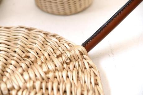 REMÈDES le contenant par Amaury Poudray REMÈDES le contenant par Amaury Poudray