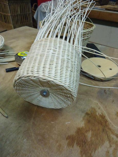 REMÈDES le contenant par Amaury Poudray REMÈDES le contenant par Amaury Poudray