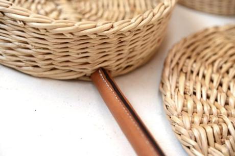 REMÈDES le contenant par Amaury Poudray REMÈDES le contenant par Amaury Poudray