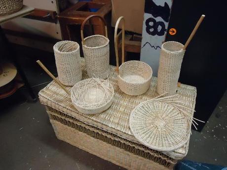 REMÈDES le contenant par Amaury Poudray REMÈDES le contenant par Amaury Poudray