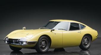 1967-toyota-2000gt-1.2-million-usd-auction-1