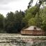 Bretagne : 11 hébergements insolites au coeur de la nature le Domaine des Ormes (35), cabanes sur l'eau