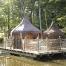 Bretagne : 11 hébergements insolites au coeur de la nature le Domaine des Ormes (35), cabane sur l'eau la Dérive