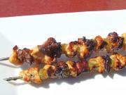 Cliquez pour agrandir : Brochettes Yakitori au poulet, foie de volaille et raisins Brochettes Yakitori au poulet, foie de volaille et raisins