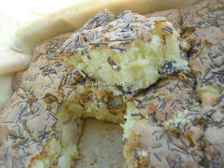 Gâteau des 12 cuillères aux pommes / pruneaux SAM_2255