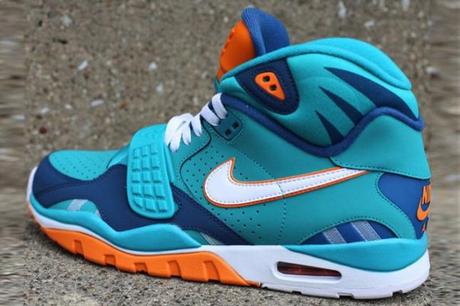 nike-air-trainer-sc-ii-qs-nfl-miami-dolphins-3