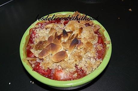 crumble de fraises amandes P1180783.JPG