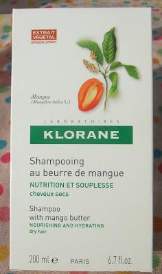 Gamme au beurre de mangue de chez Klorane, parfaite pour mes cheveux secs. Gamme au beurre de mangue de chez Klorane, parfaite pour mes cheveux secs.