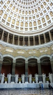 La Befreiungshalle à Kelheim commémore la victoire allemande sur Napoléon Ier. La Befreiungshalle à Kelheim commémore la victoire allemande sur Napoléon Ier.