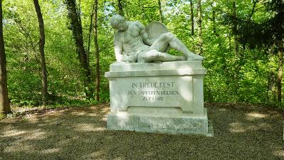 La Befreiungshalle à Kelheim commémore la victoire allemande sur Napoléon Ier. La Befreiungshalle à Kelheim commémore la victoire allemande sur Napoléon Ier.