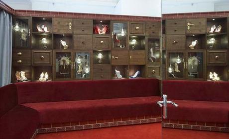 Sur les pas de Christian Louboutin à Paris et à Londres... image