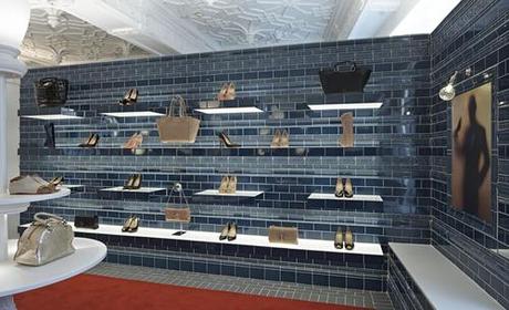 Sur les pas de Christian Louboutin à Paris et à Londres... image