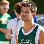 Taylor Lautner dans 'Grown Ups 2 ' : Images Taylor Lautner dans 'Grown Ups 2 ' : Images