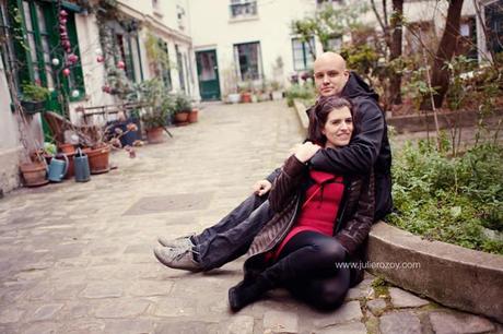 Yara & Christopher : séance photos de couple, sur les toits de Paris (75) Yara & Christopher : séance photos de couple, sur les toits de Paris (75)