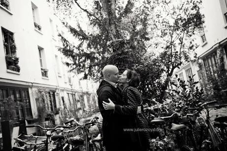 Yara & Christopher : séance photos de couple, sur les toits de Paris (75) Yara & Christopher : séance photos de couple, sur les toits de Paris (75)