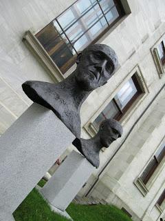 Les sculptures de l'Avenue du Musée Les sculptures de l'Avenue du Musée