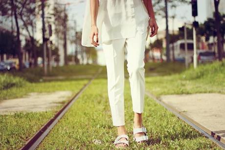OUTFIT OF THE DAY White OUTFIT OF THE DAY White