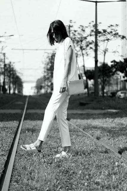 OUTFIT OF THE DAY White OUTFIT OF THE DAY White