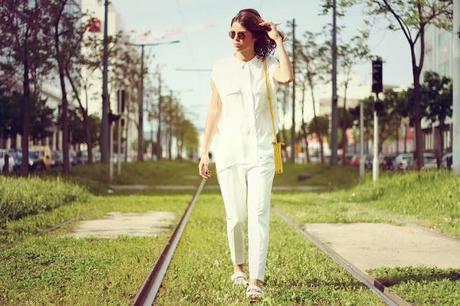 OUTFIT OF THE DAY White OUTFIT OF THE DAY White