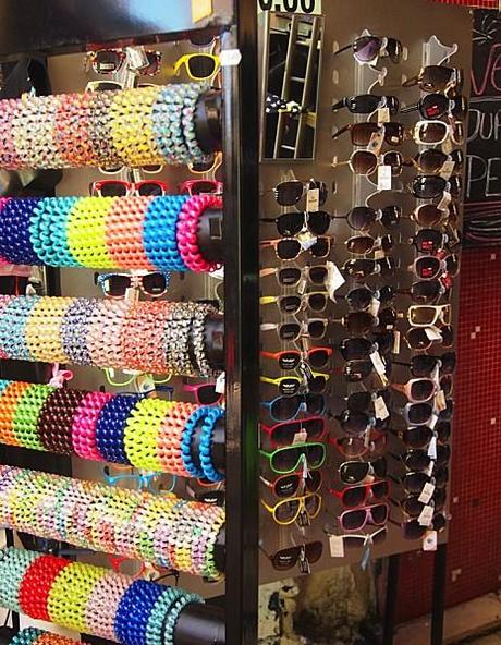 Dans le vieux Nice et quoi d'autre encore fantaisie.jpg