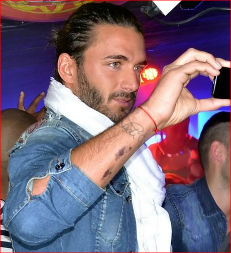 Nabilla auteur, Nadège comique, Thomas acteur, Capucine chroniqueuse, les potins ! Nabilla auteur, Nadège comique, Thomas acteur, Capucine chroniqueuse, les potins !