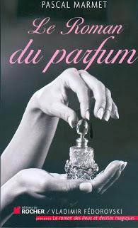 Lecture : un livre sur l'histoire du parfum