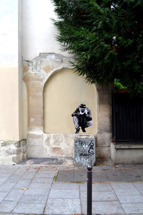 Le street art de Levalet ob_8e9c71b47fec8814a61671c8c71cb5ff_photographe-2