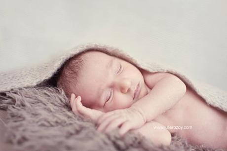 Violette : séance photos de bébé, Massy (91) Violette : séance photos de bébé, Massy (91)