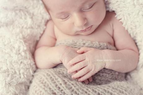 Violette : séance photos de bébé, Massy (91) Violette : séance photos de bébé, Massy (91)