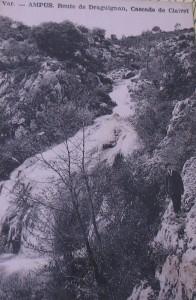 Claret L’eau dans le village