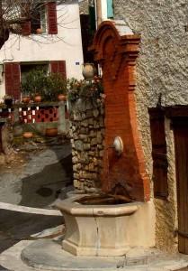 fontaine L’eau dans le village