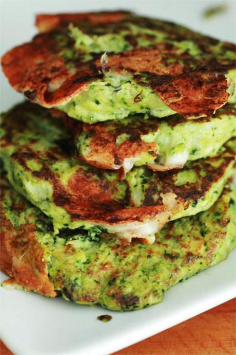 Galettes de chou fleur, brocoli et noix de coco {Recette Paléo/Primal} galette chou fleur brocoli à la noix de coco primal paléo