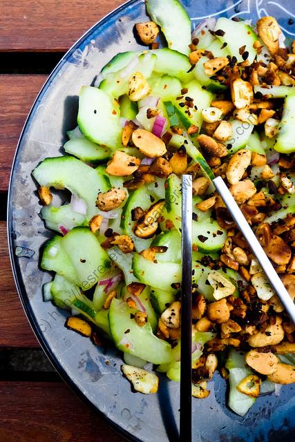 Salade de concombre à la thaïlandaise / Thai Cucumber Salad Salade de concombre à la thaïlandaise / Thai Cucumber Salad