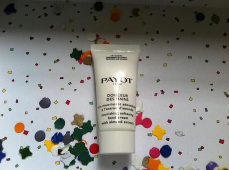 My-little-party-box-juin-2013-payot-creme-main