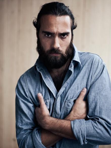 Les Barbes tumblr_lop2ztFRrL1qzqj9wo1_500