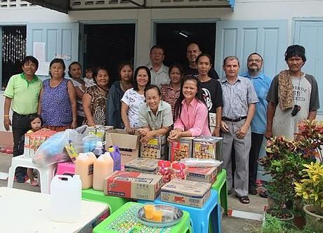 12 juin 2013. Remise de cadeaux à l’école Tao Lek DSCF4938
