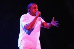 Le rappeur américain Kanye West, sur scène le 1er juillet 2012 à Los Angeles